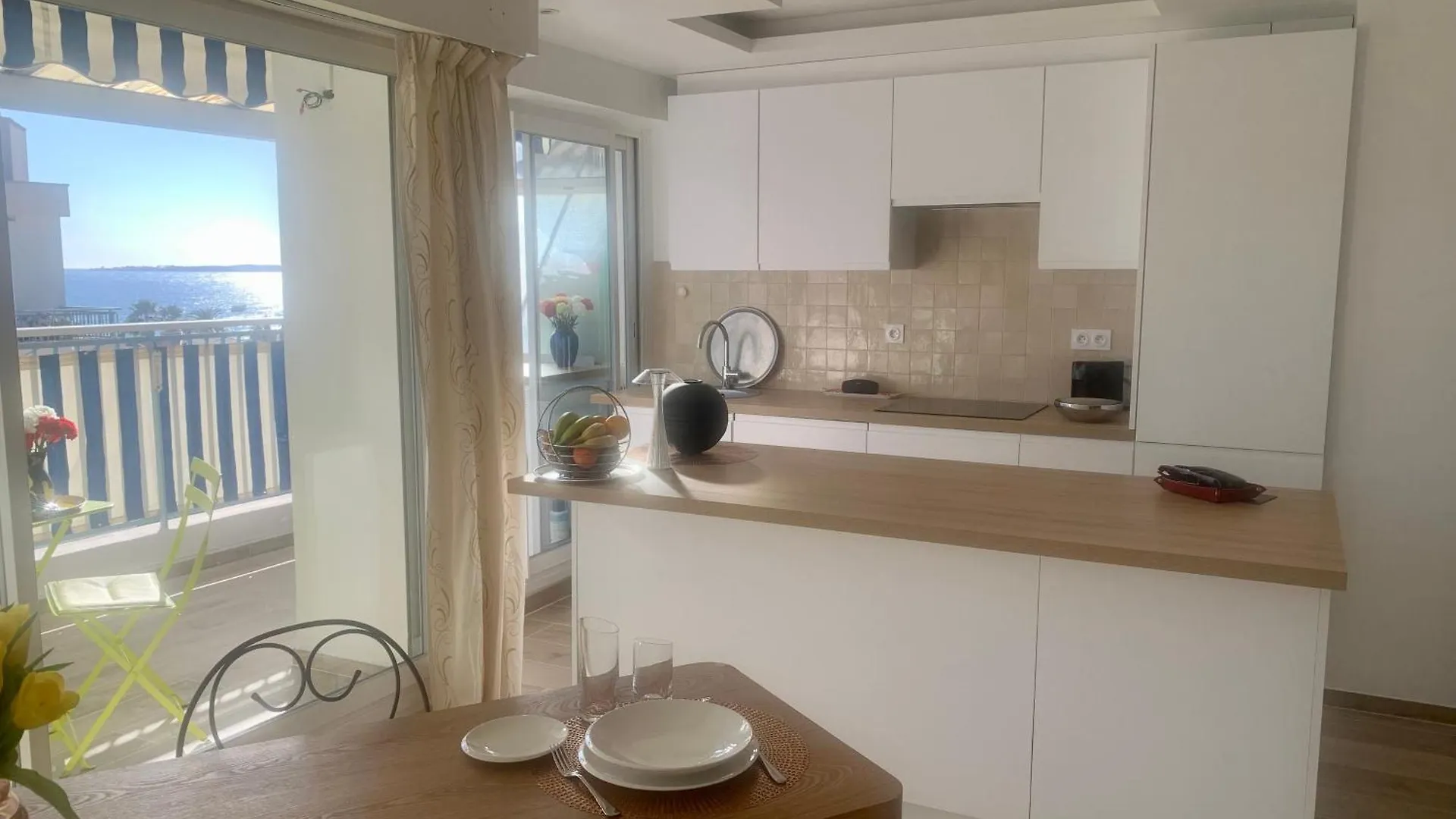Apartament Vue Mer Vallauris